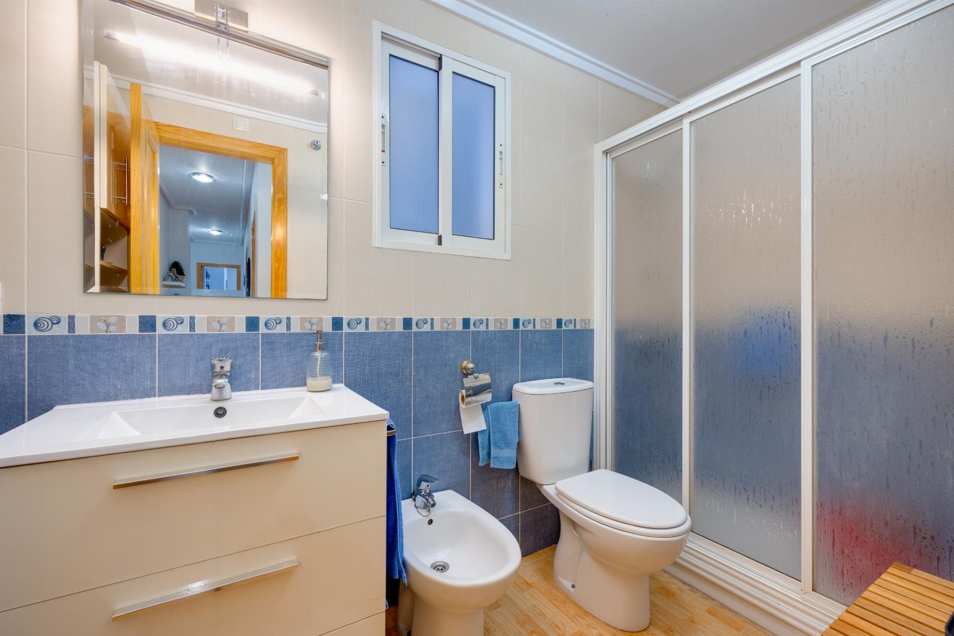 Bestaande bouw - Apartamento -
Torrevieja - Playa del Acequión
