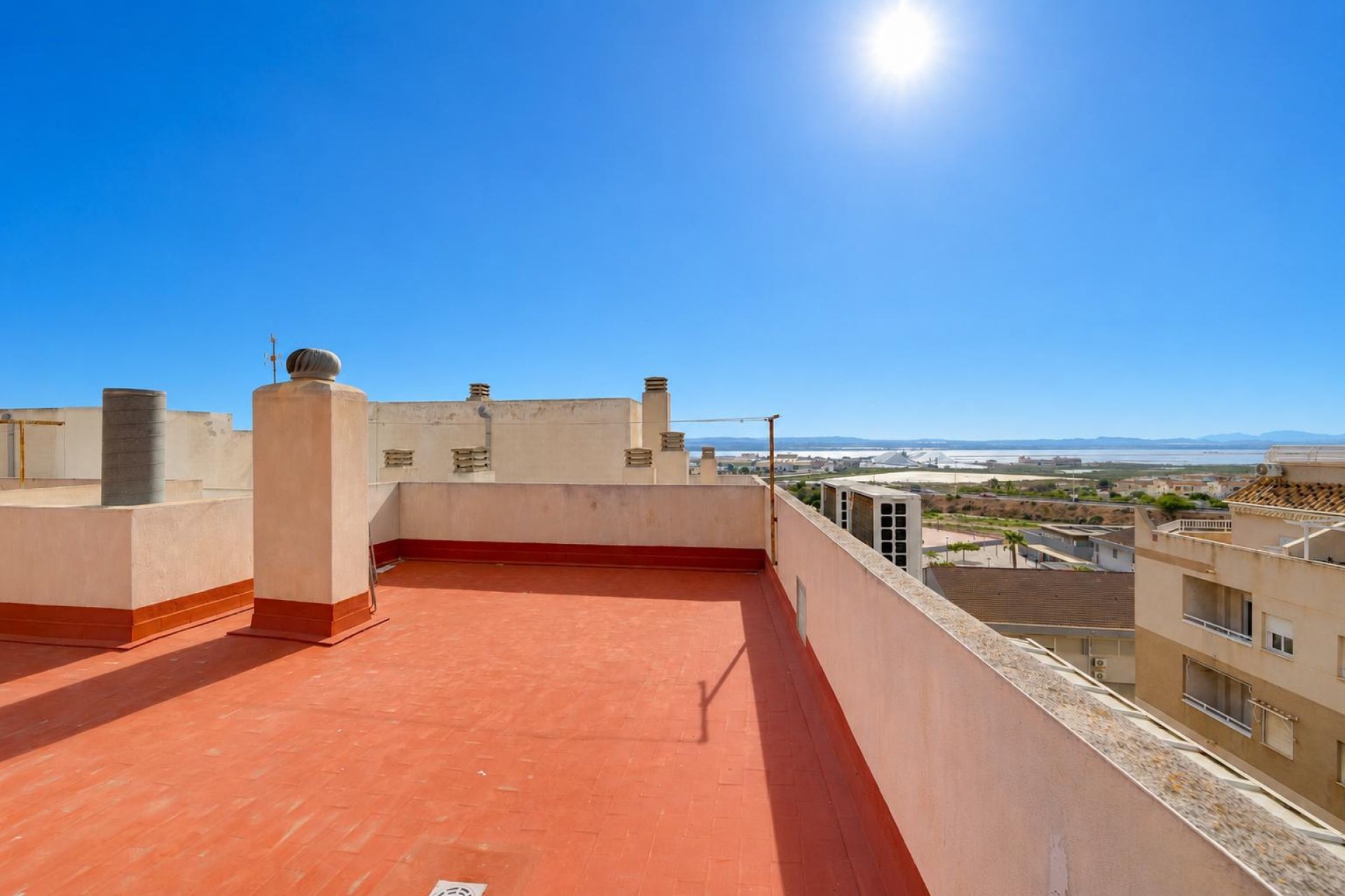Bestaande bouw - Apartamento -
Torrevieja - Playa del Acequión