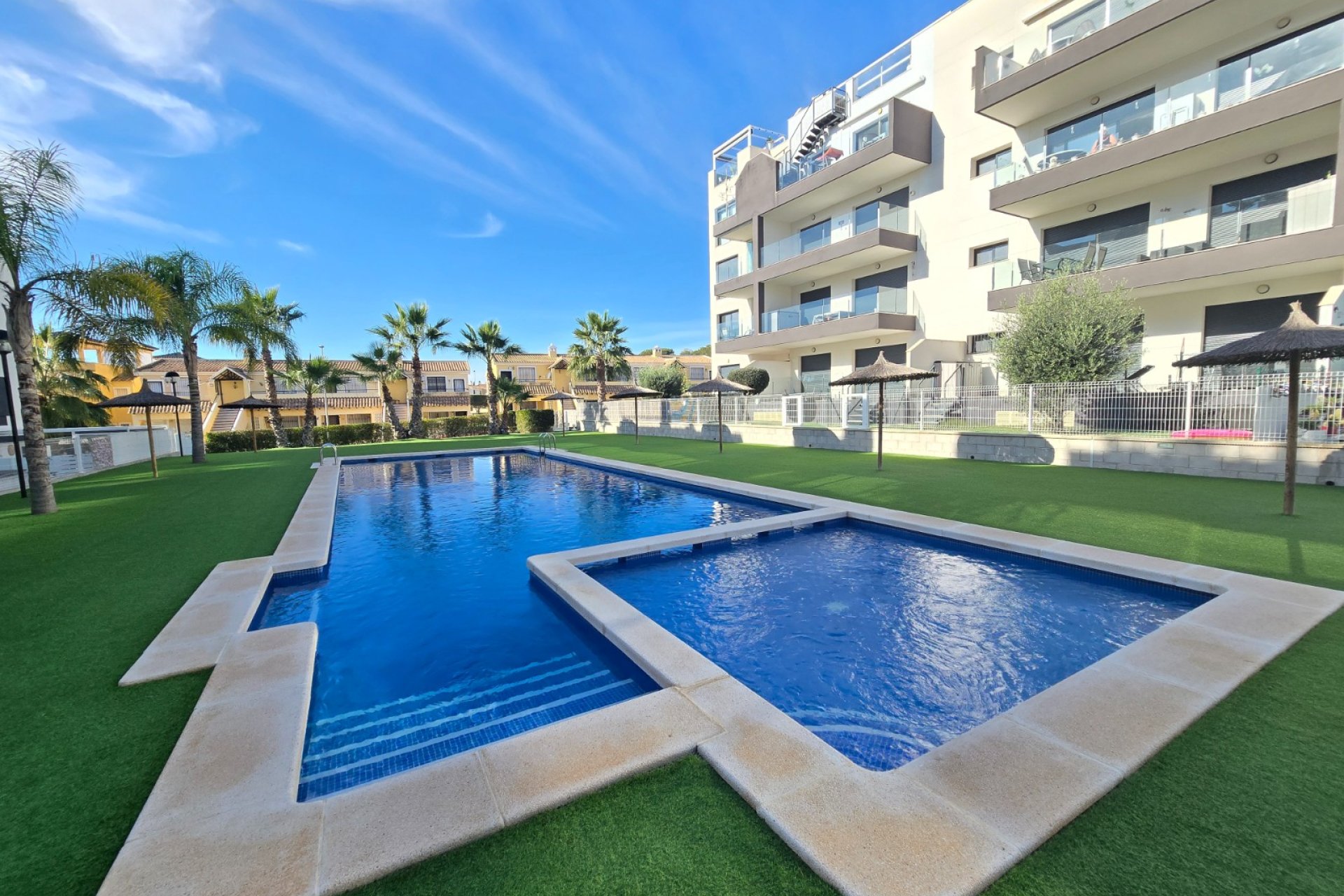 Bestaande bouw - Apartment / Flat * -
Orihuela Costa * - Villamartín *