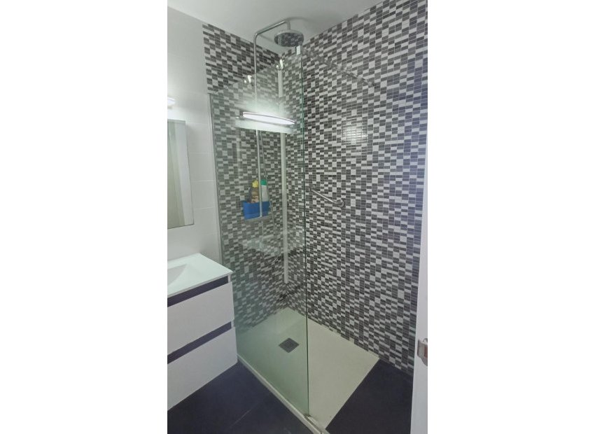 Bestaande bouw - Appartement -
Alicante