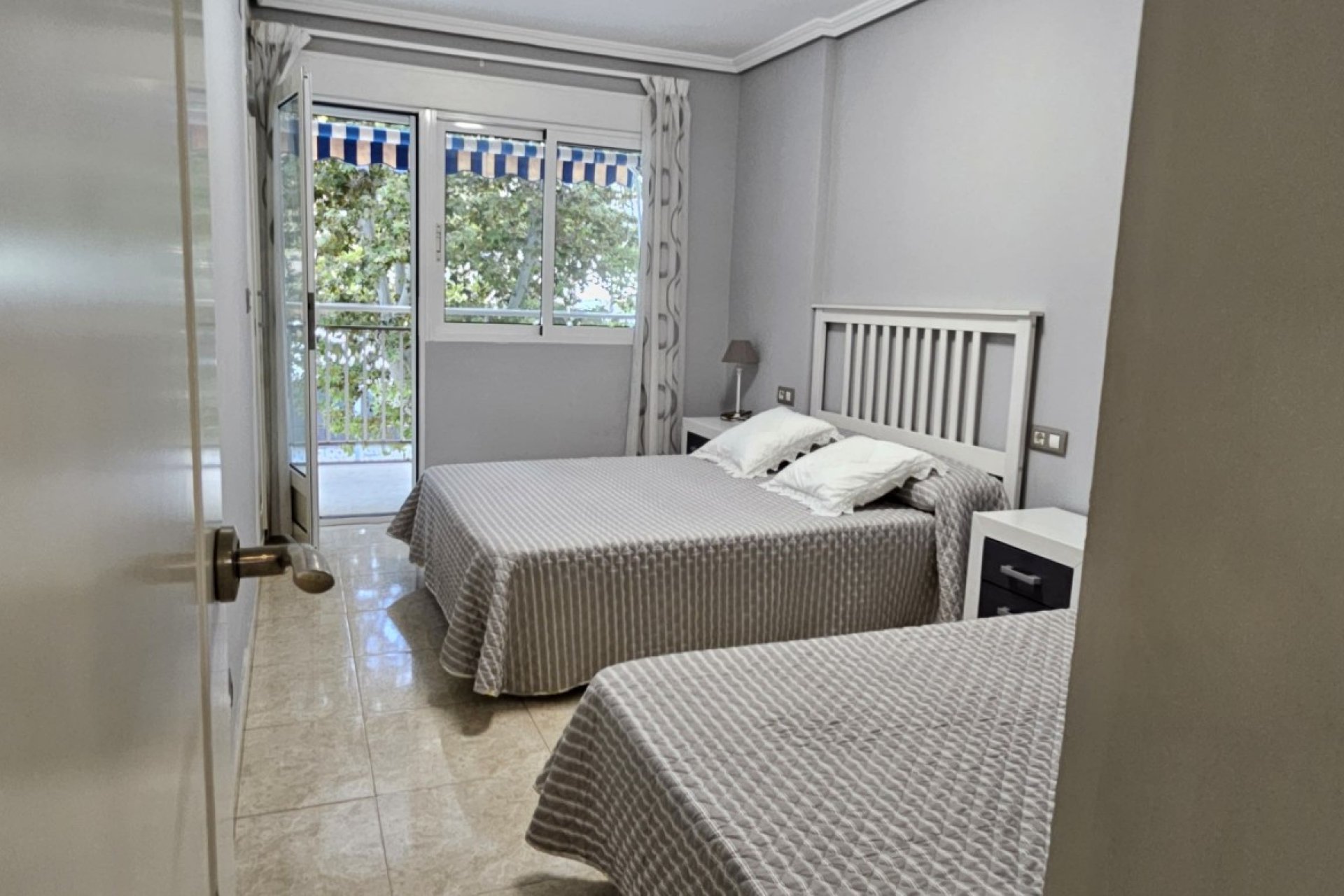 Bestaande bouw - Appartement -
Benidorm - Levante