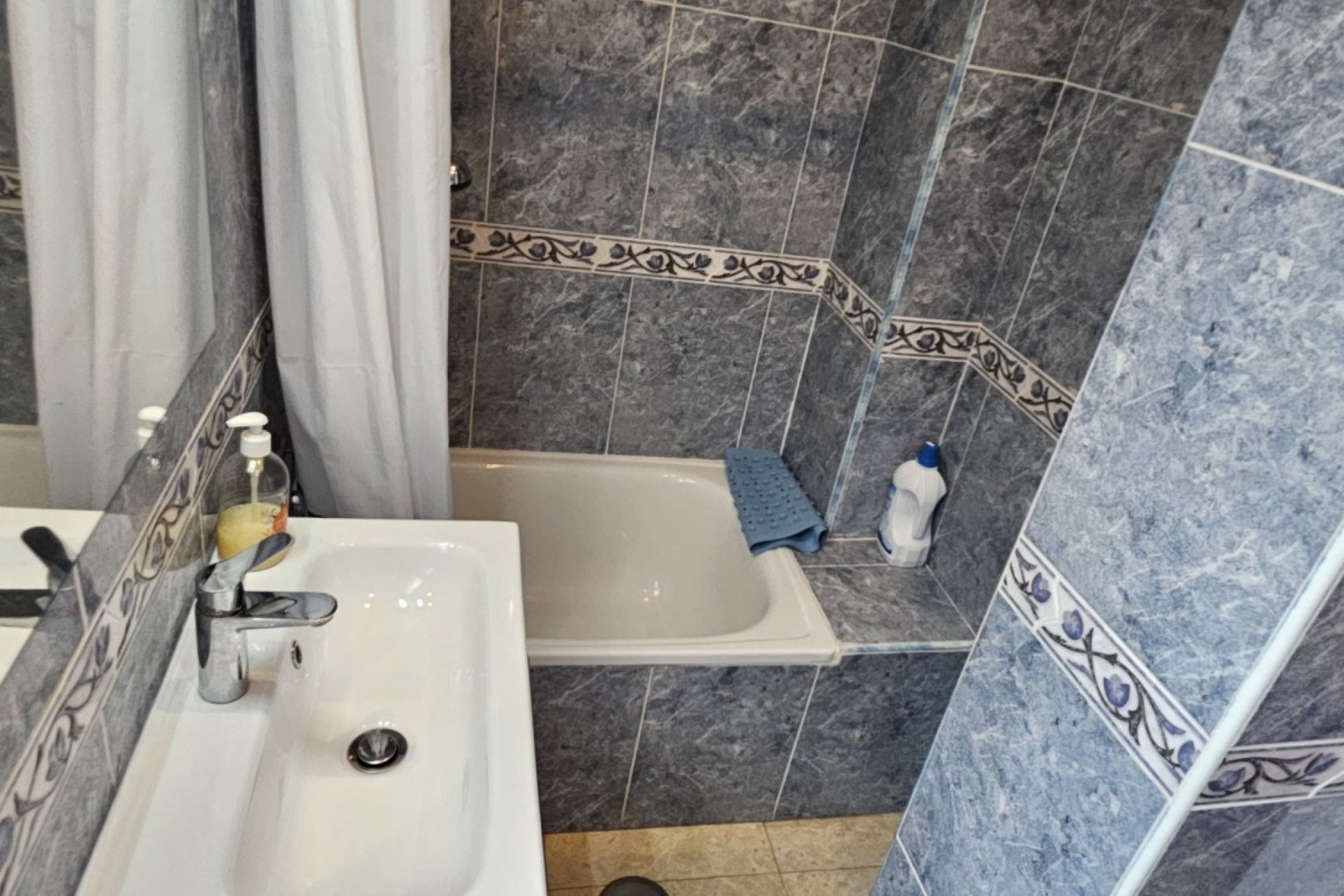 Bestaande bouw - Appartement -
Benidorm - Levante