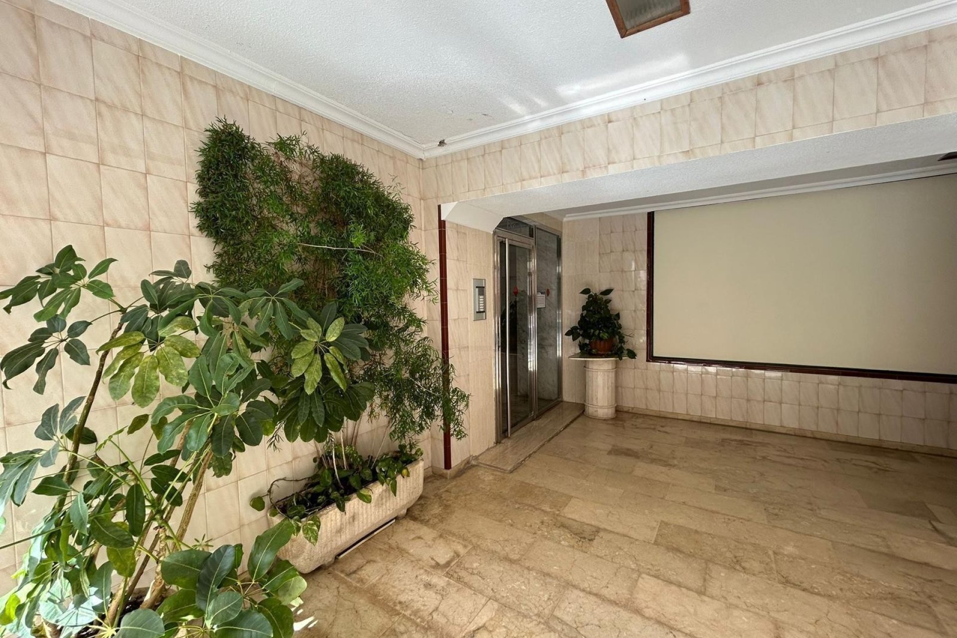 Bestaande bouw - Appartement -
Benidorm - Levante