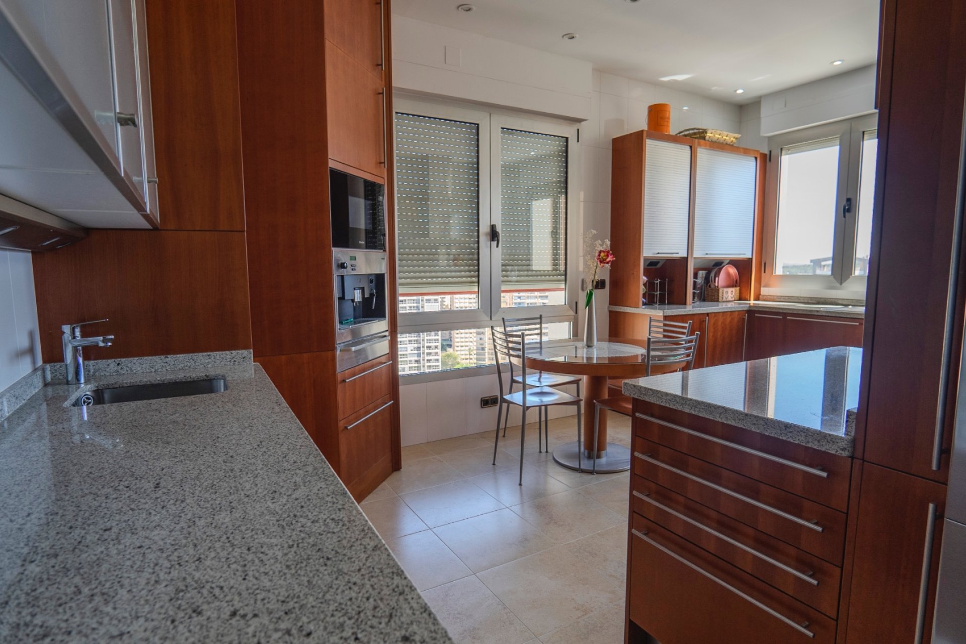 Bestaande bouw - Appartement -
Benidorm