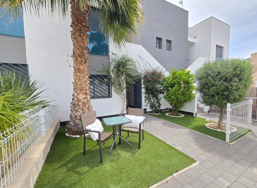 Bestaande bouw - Appartement -
Orihuela Costa * - Punta Prima *