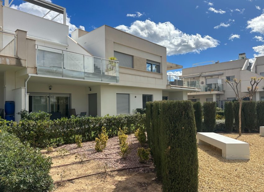 Bestaande bouw - Appartement -
Orihuela - Entre Naranjos Vistabella