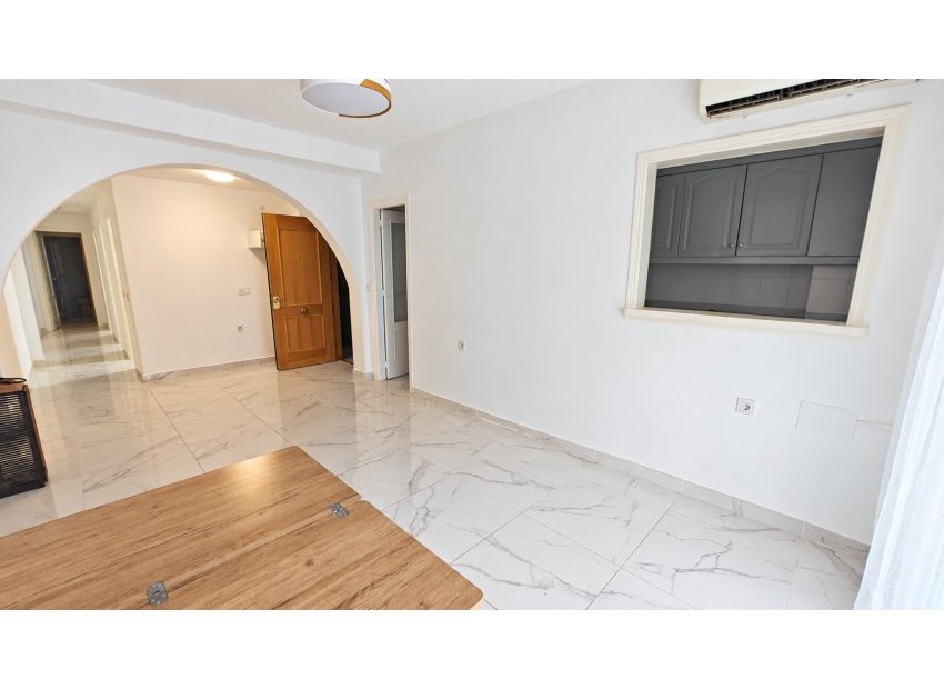 Bestaande bouw - Appartement -
Torrevieja - Acequion