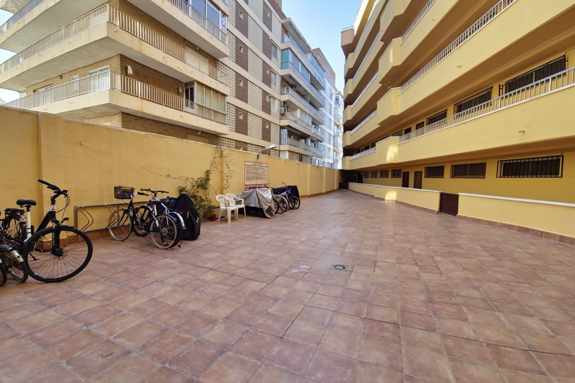 Bestaande bouw - Appartement -
Torrevieja - El Acequión - Los Náufragos