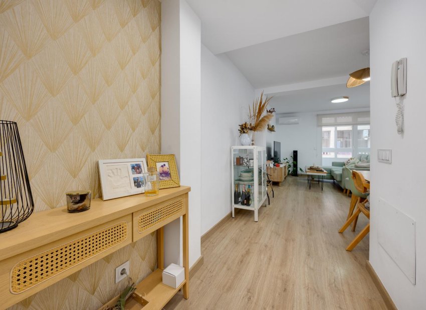 Bestaande bouw - Appartement -
Torrevieja - playa de los naufragos
