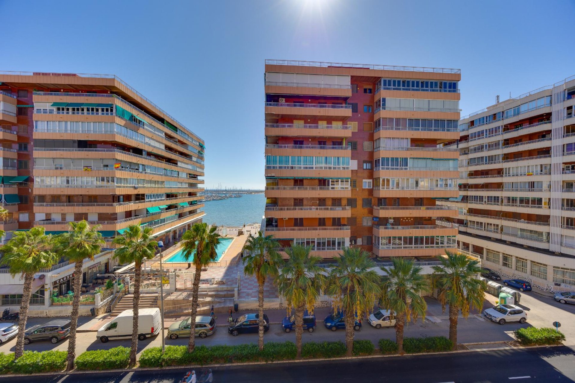 Bestaande bouw - Appartement -
Torrevieja - Playa del Acequión