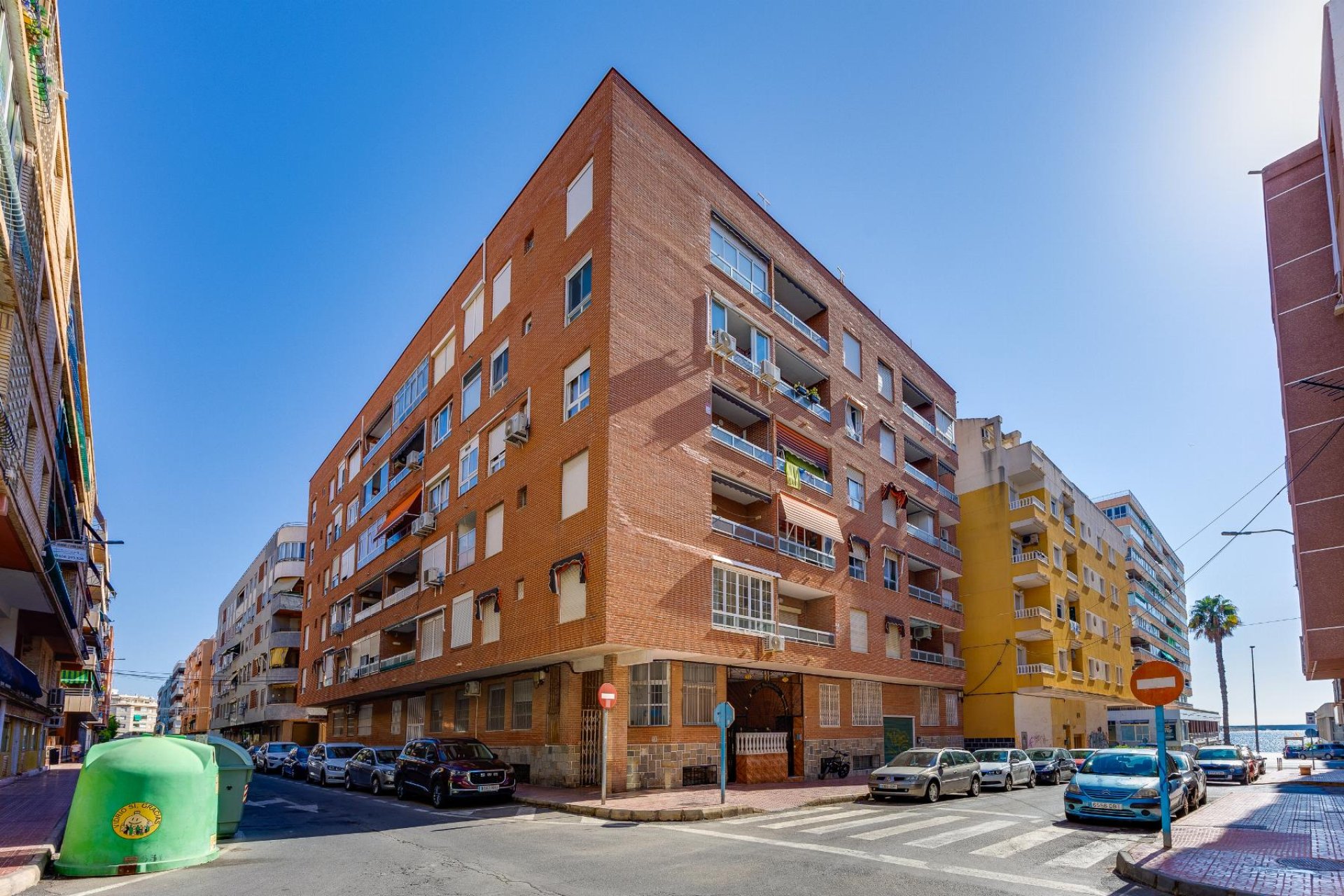Bestaande bouw - Appartement -
Torrevieja - Playa del Acequión