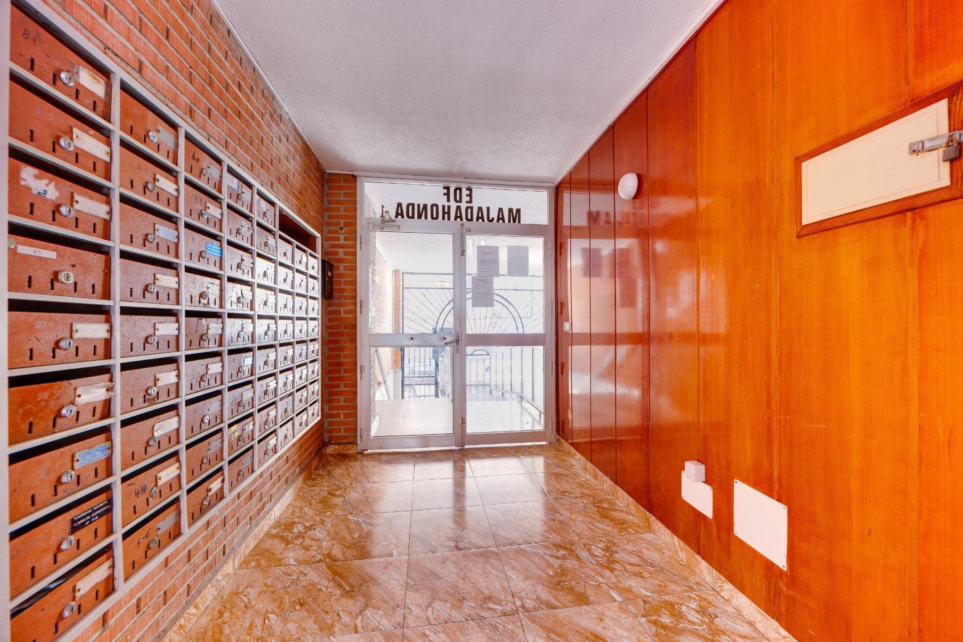 Bestaande bouw - Appartement -
Torrevieja - Playa del Acequión