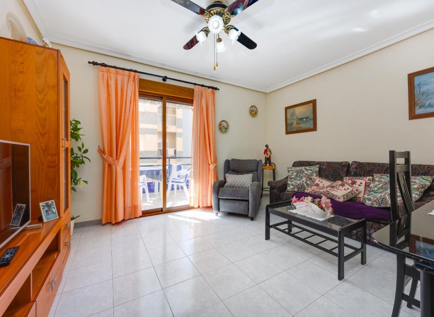 Bestaande bouw - Appartement -
Torrevieja - Playa del Cura