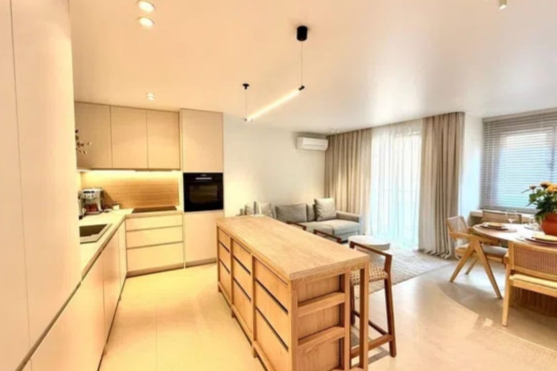 Bestaande bouw - Appartement -
Torrevieja - Playa del Cura