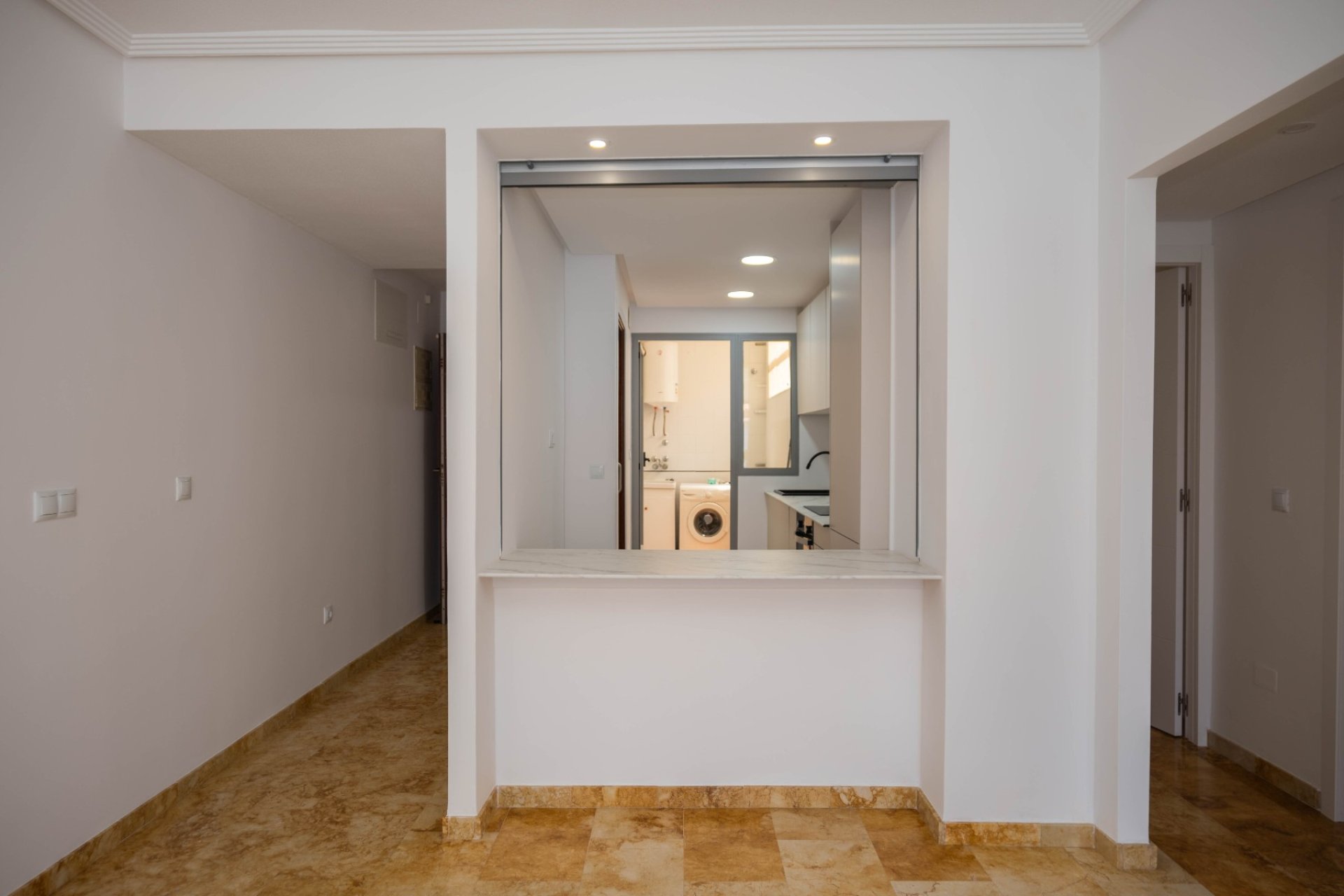 Bestaande bouw - Appartement -
Torrevieja - Playa del Cura