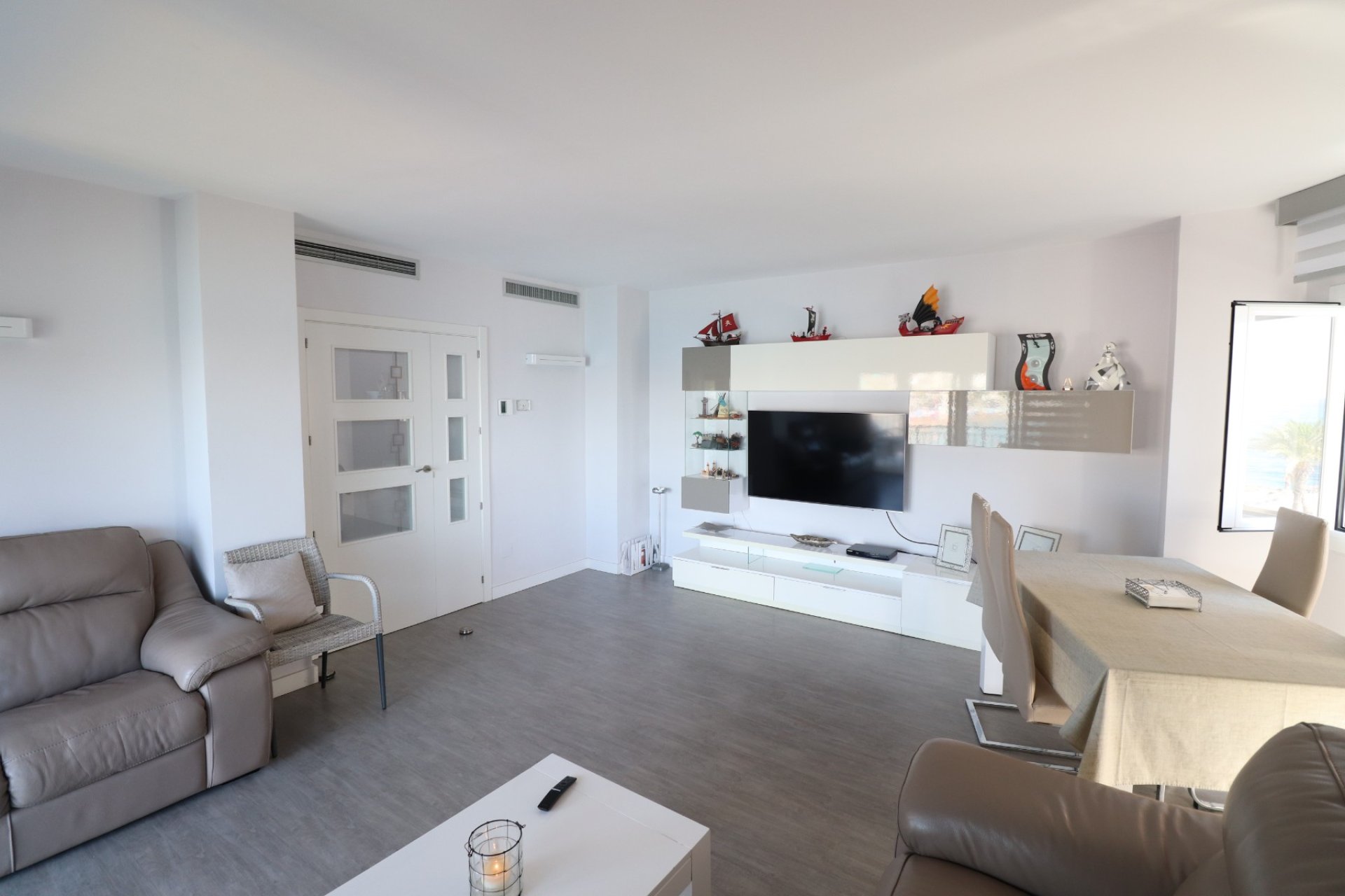 Bestaande bouw - Appartement -
Torrevieja - Playa del Cura