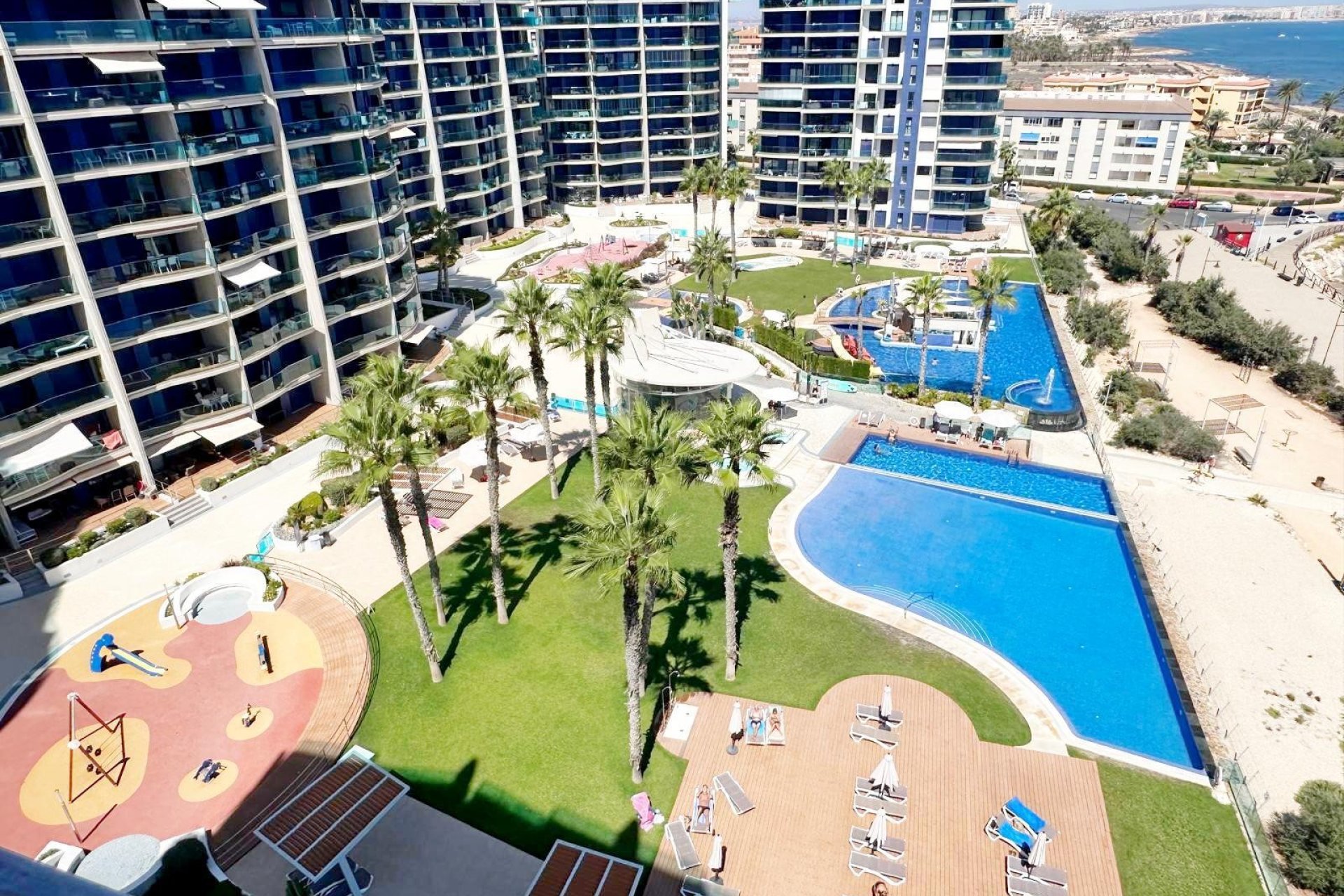 Bestaande bouw - Appartement -
Torrevieja - Punta Prima