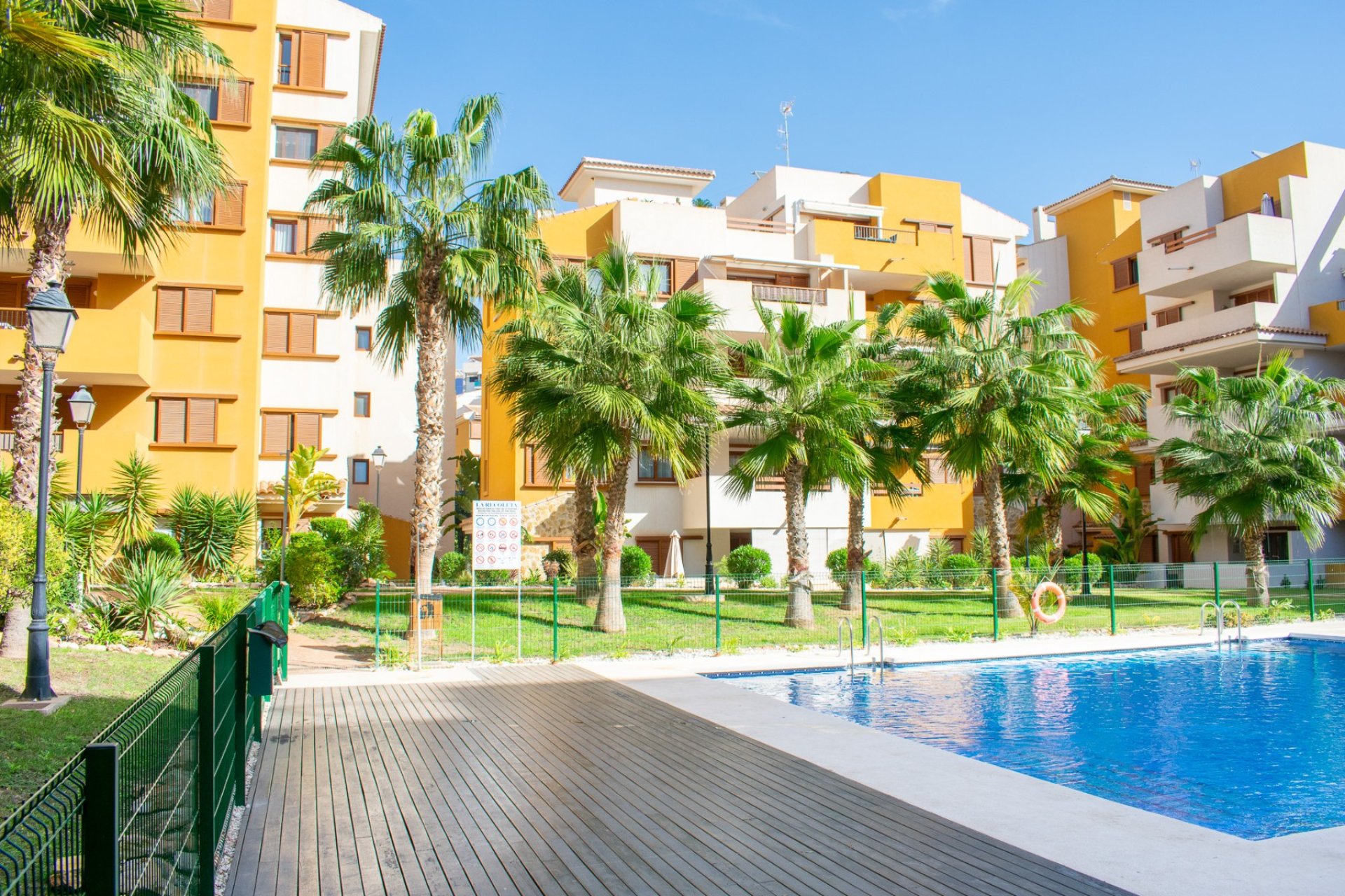 Bestaande bouw - Appartement -
Torrevieja - Punta Prima