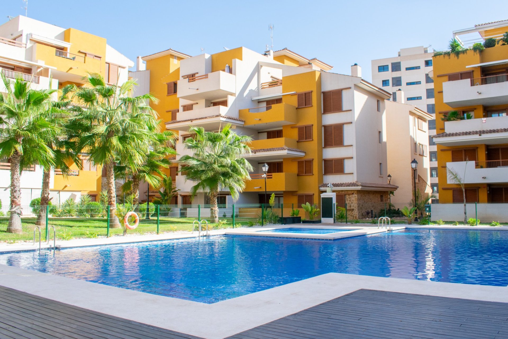 Bestaande bouw - Appartement -
Torrevieja - Punta Prima