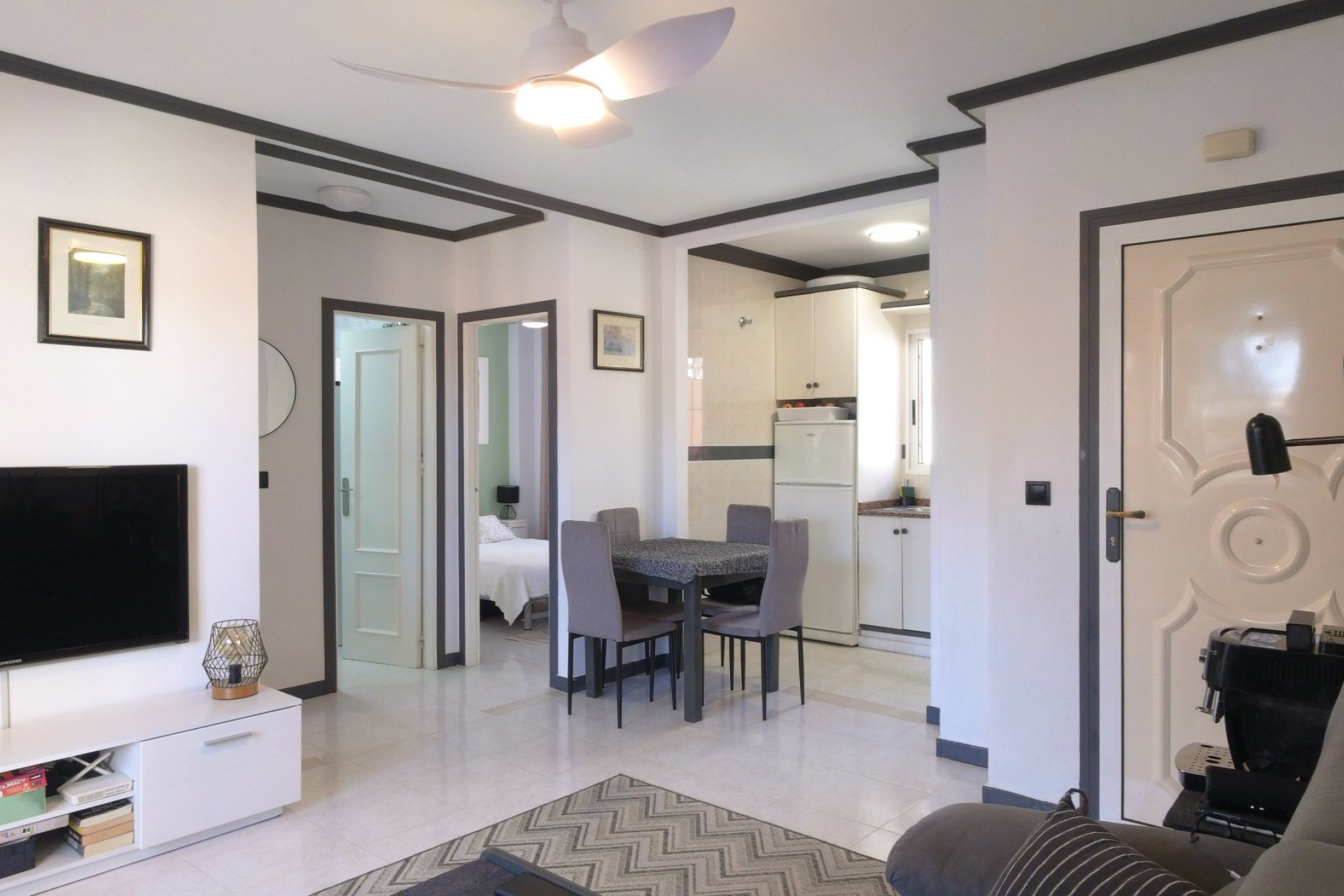 Bestaande bouw - Appartement -
Torrevieja - Torreblanca