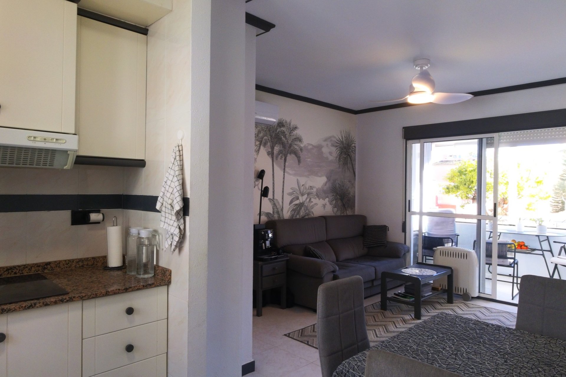 Bestaande bouw - Appartement -
Torrevieja - Torreblanca