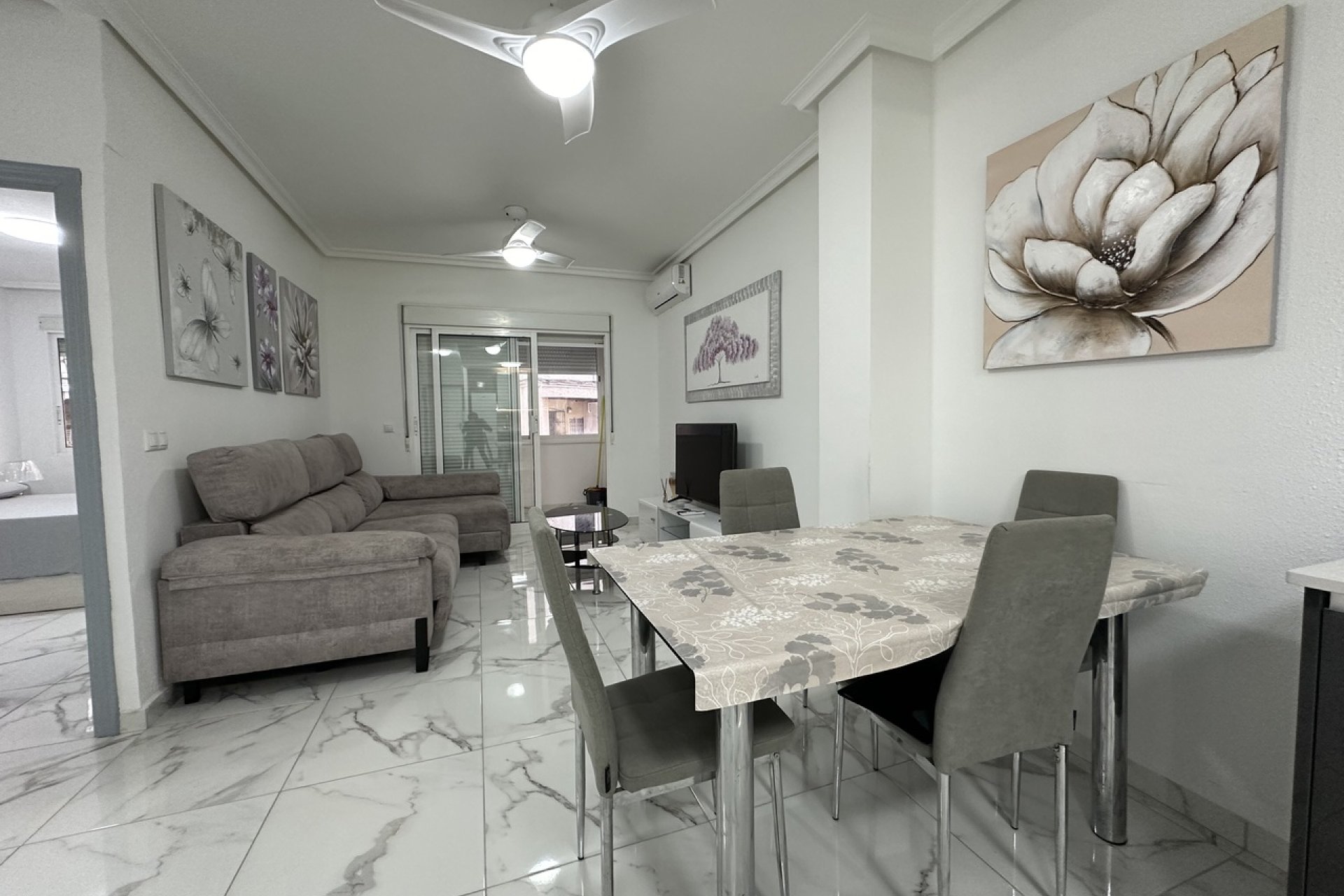 Bestaande bouw - Appartement -
Torrevieja