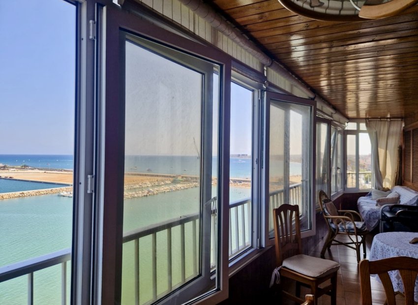 Bestaande bouw - Appartement -
Torrevieja