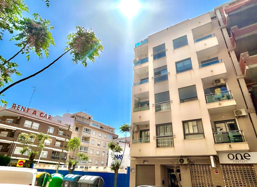 Bestaande bouw - Appartement -
Torrevieja