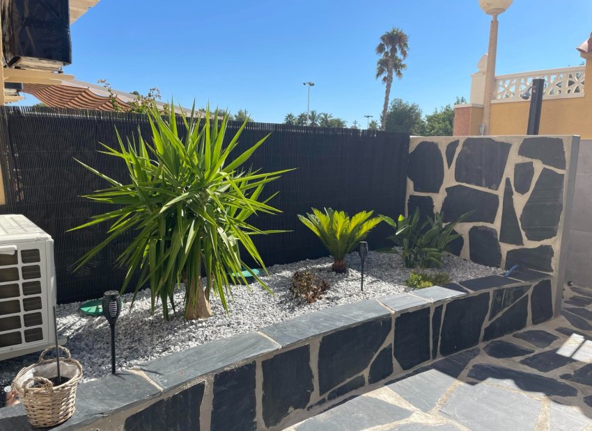 Bestaande bouw - Appartement -
Torrevieja