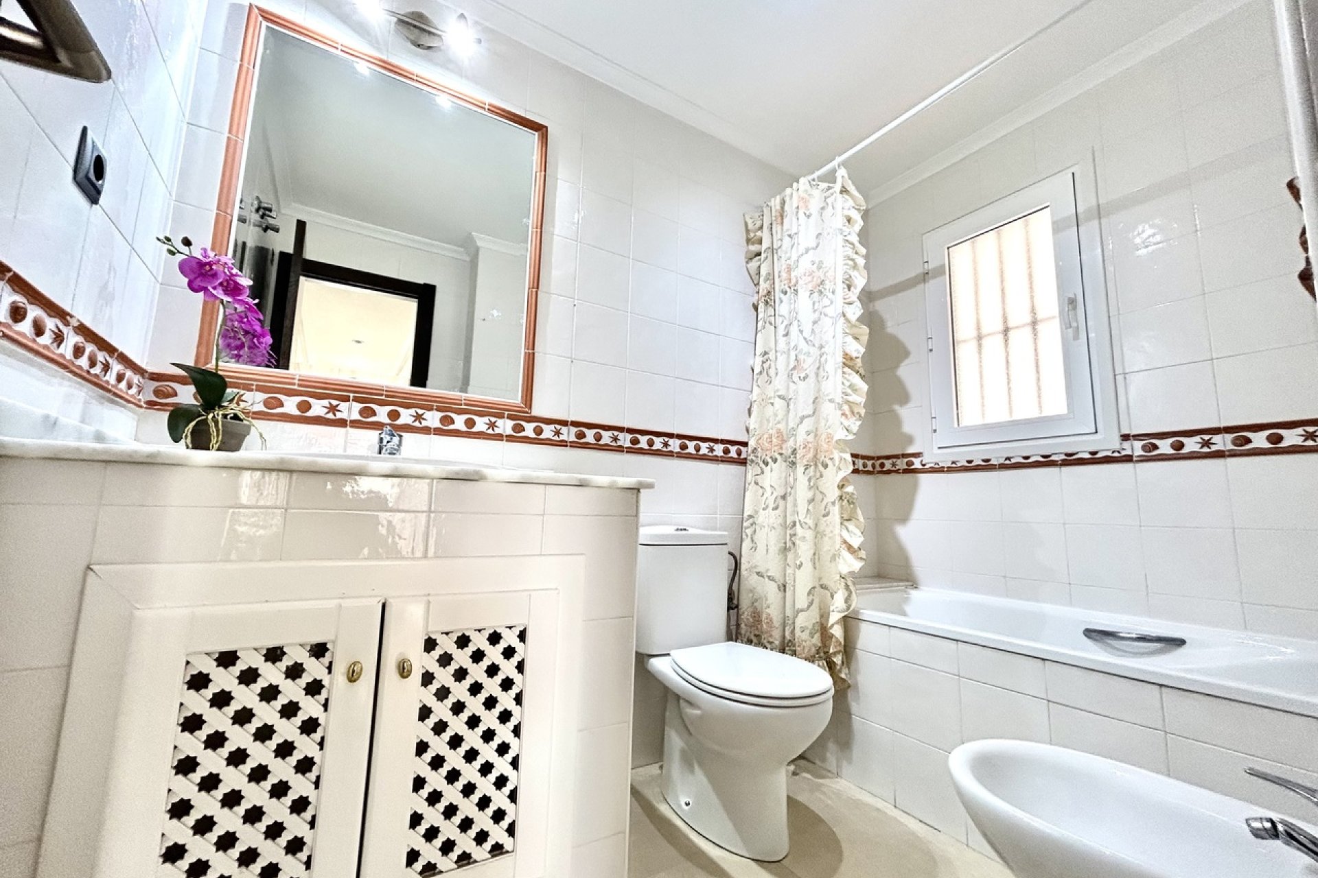 Bestaande bouw - Appartement -
Villamartín - Villamartin