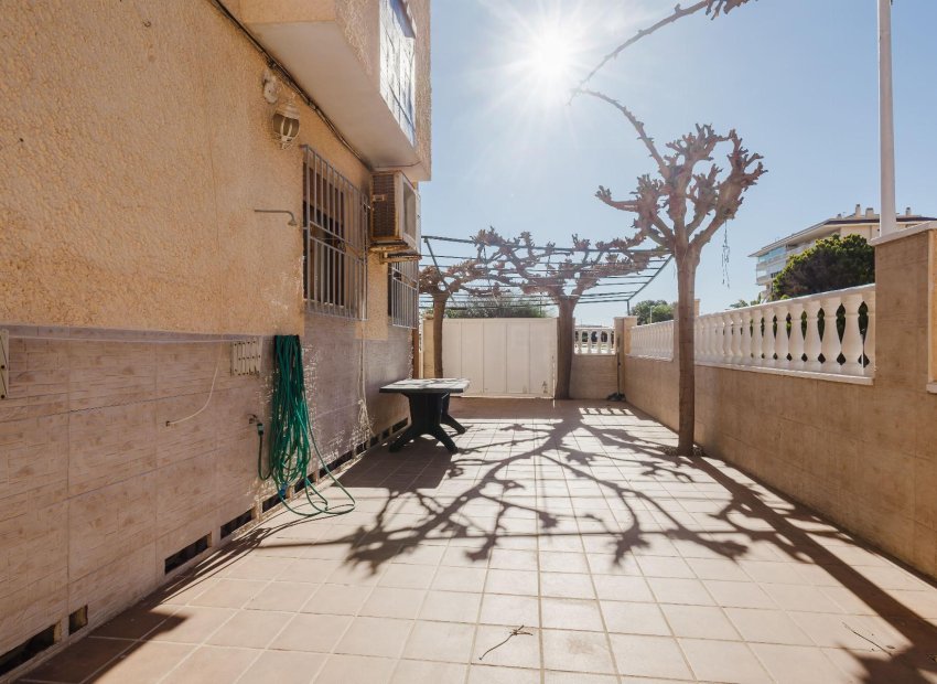 Bestaande bouw - Bungalow -
Torrevieja - La Mata