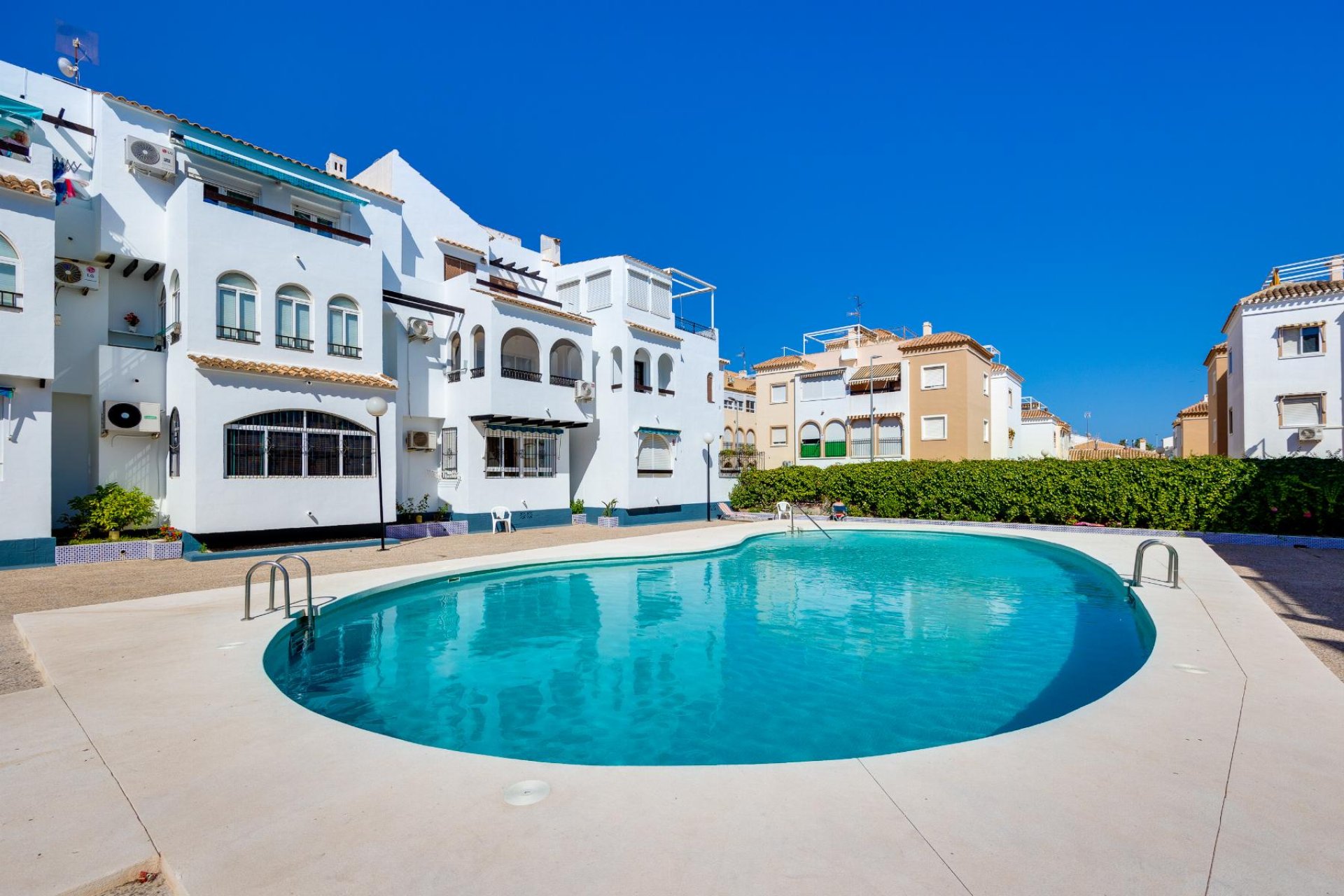 Bestaande bouw - Bungalow -
Torrevieja - playa de los naufragos