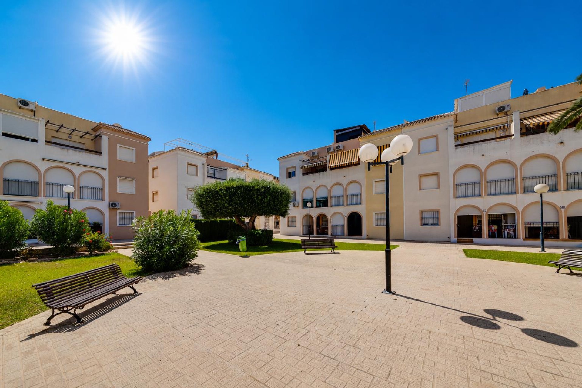 Bestaande bouw - Bungalow -
Torrevieja - playa de los naufragos