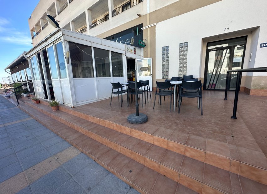 Bestaande bouw - Business for sale -
Orihuela - Entre Naranjos Vistabella