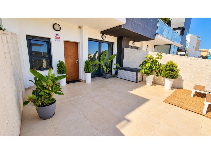 Bestaande bouw - Chalet -
Orihuela Costa - Villamartín
