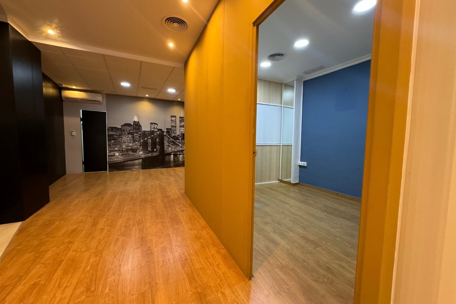 Bestaande bouw - Commercieel -
Guardamar del Segura