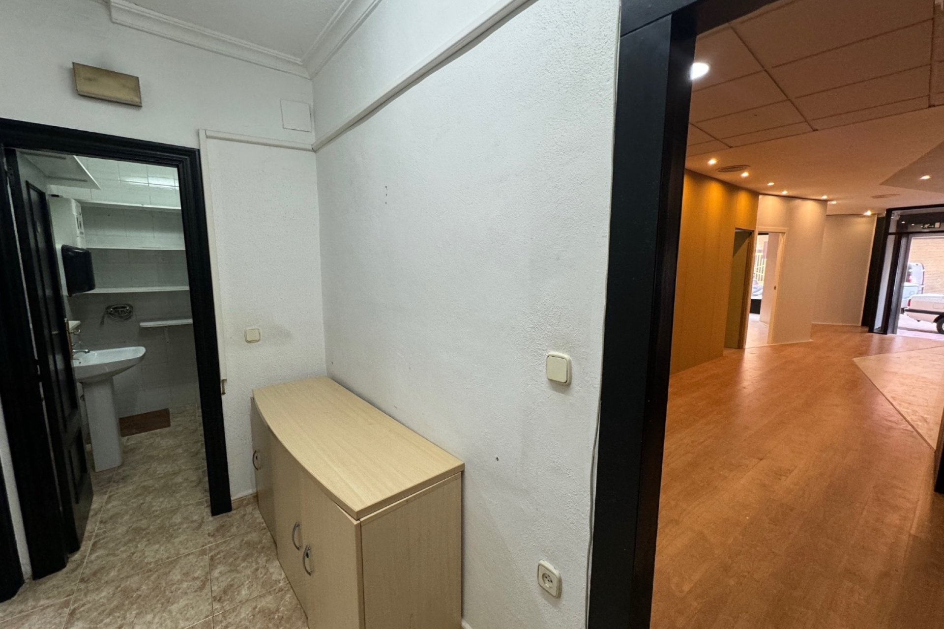 Bestaande bouw - Commercieel -
Guardamar del Segura