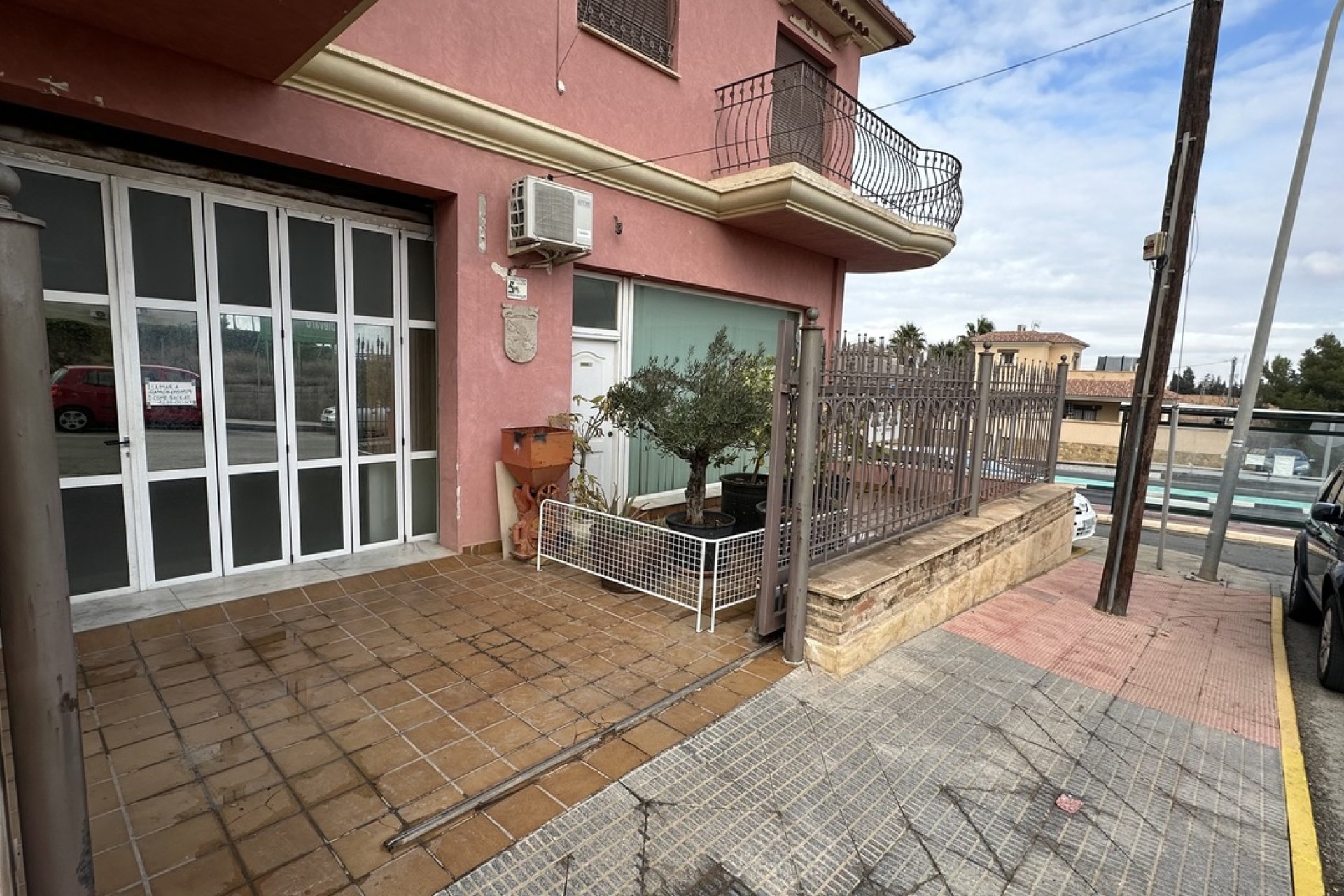 Bestaande bouw - Commercieel -
San Miguel de Salinas