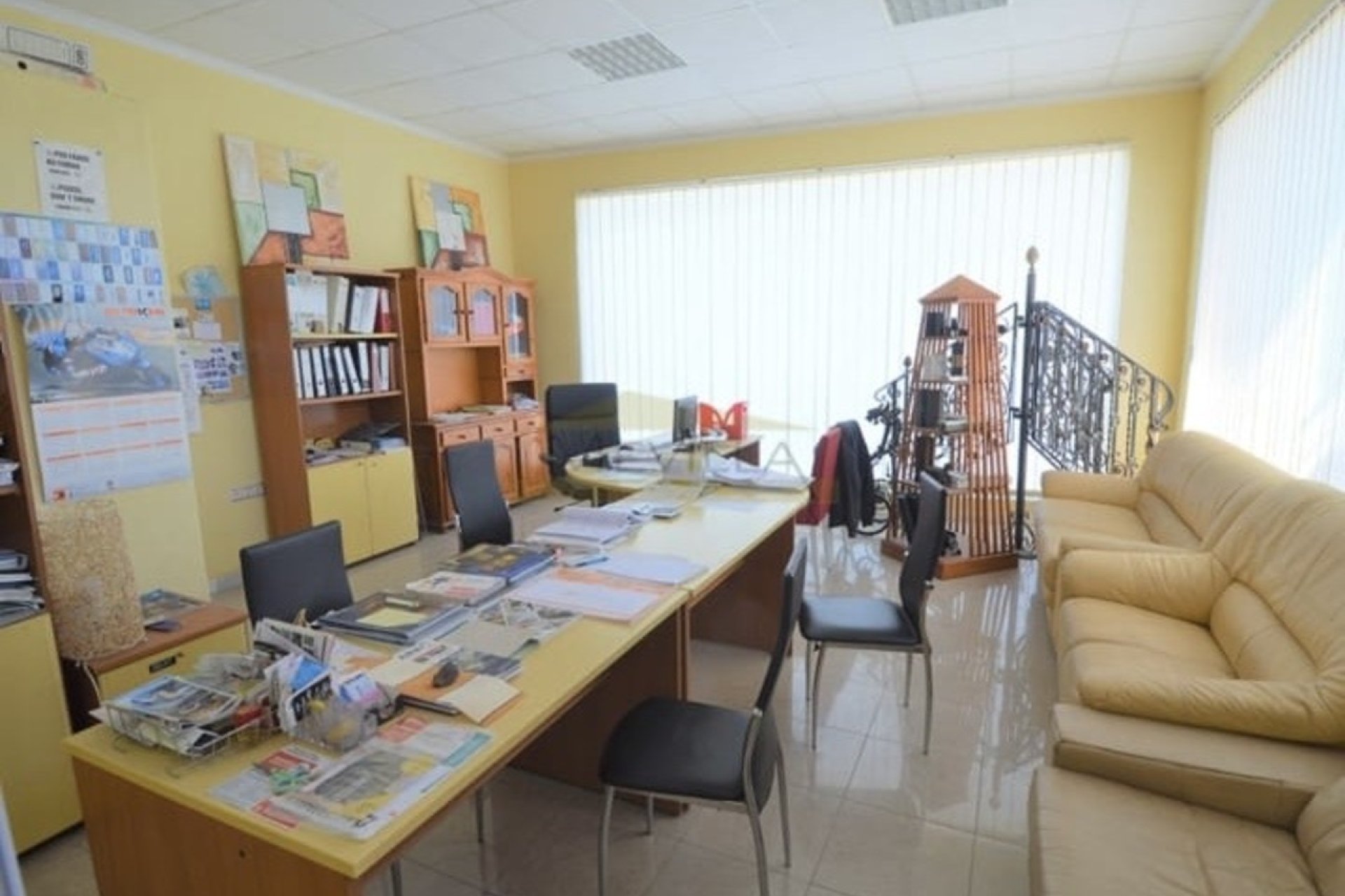 Bestaande bouw - Commercieel -
San Miguel de Salinas