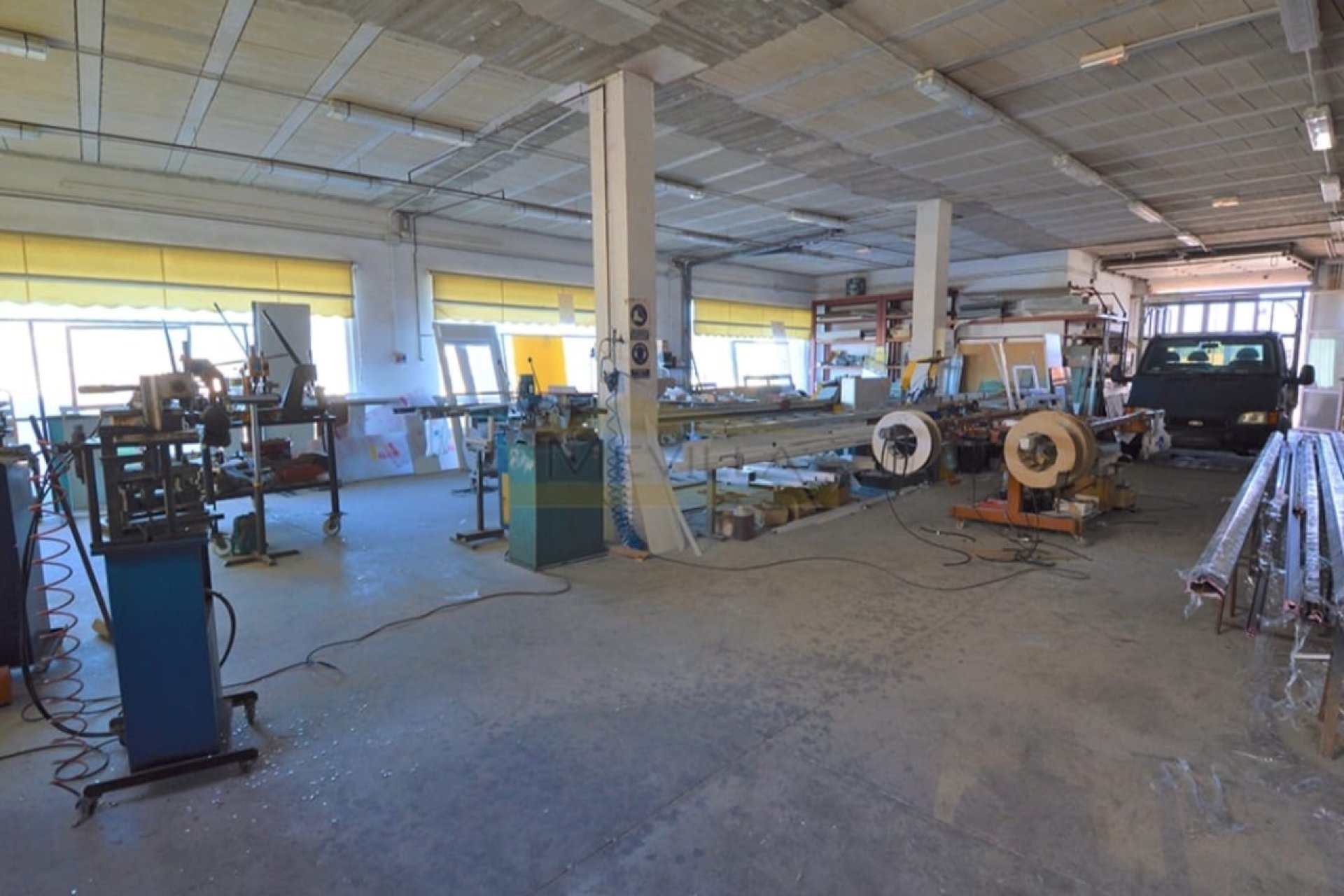 Bestaande bouw - Commercieel -
San Miguel de Salinas