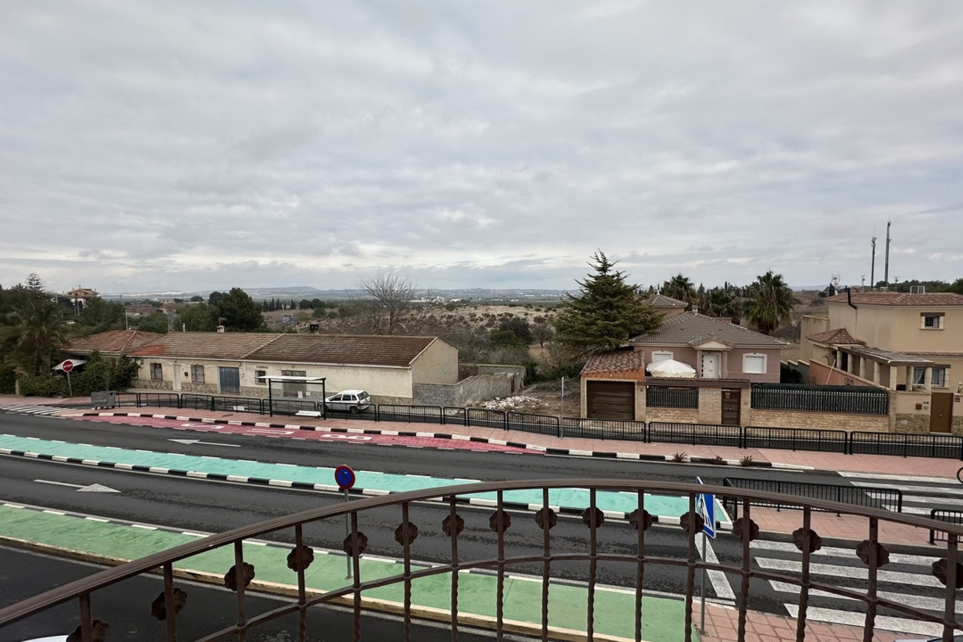 Bestaande bouw - Commercieel -
San Miguel de Salinas