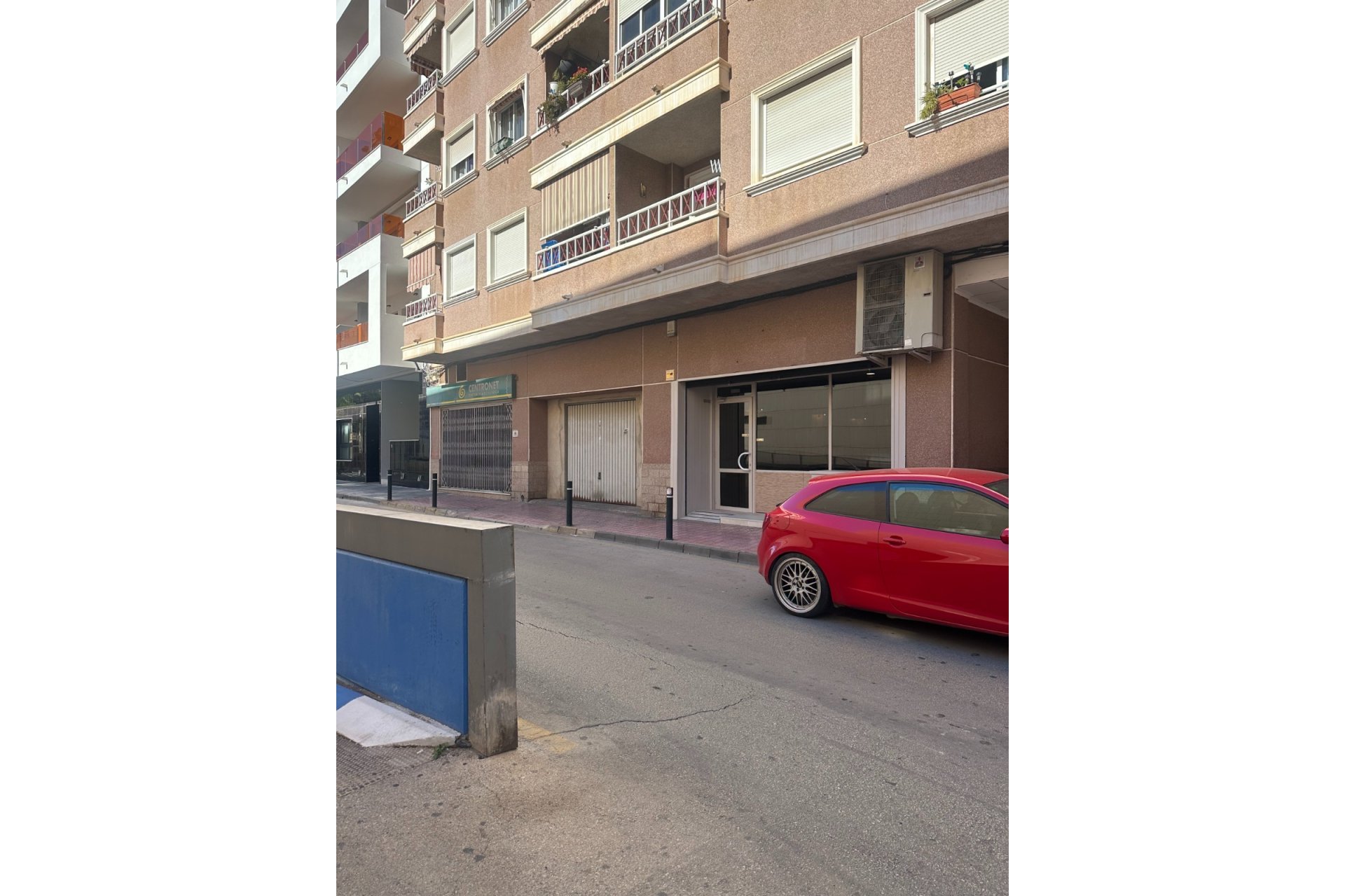 Bestaande bouw - Commercieel -
Torrevieja