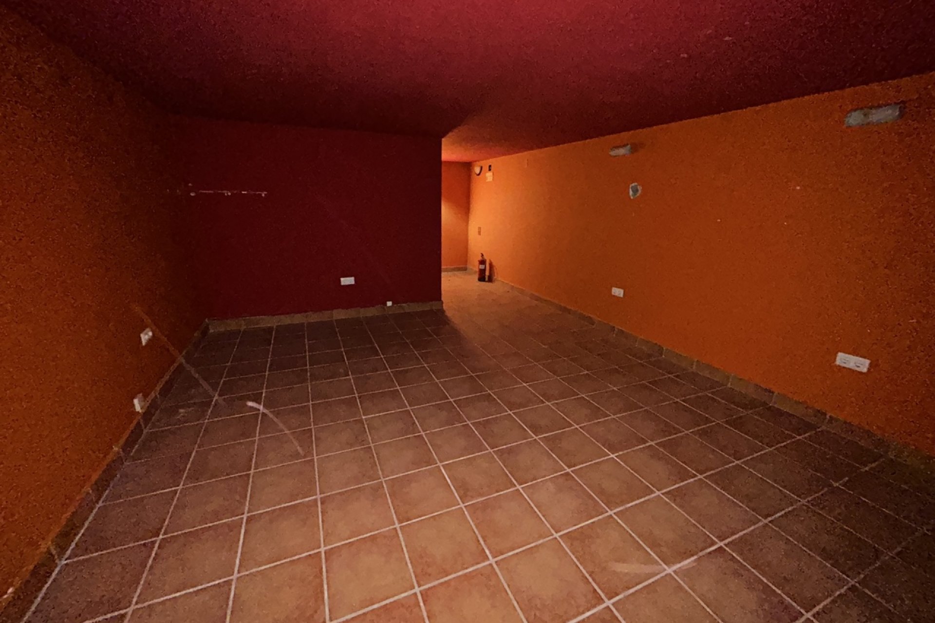 Bestaande bouw - Commercieel -
Villamartín - Villamartin