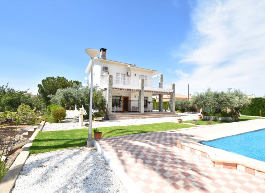 Bestaande bouw - Country House -
Elche - Sierra