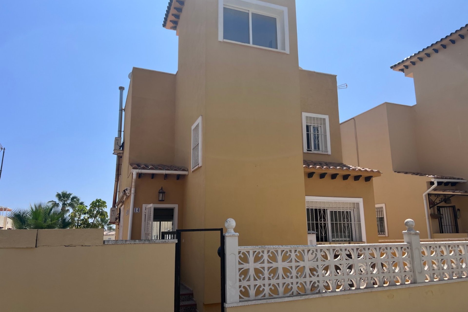 Bestaande bouw - detached house -
Orihuela - Villamartin