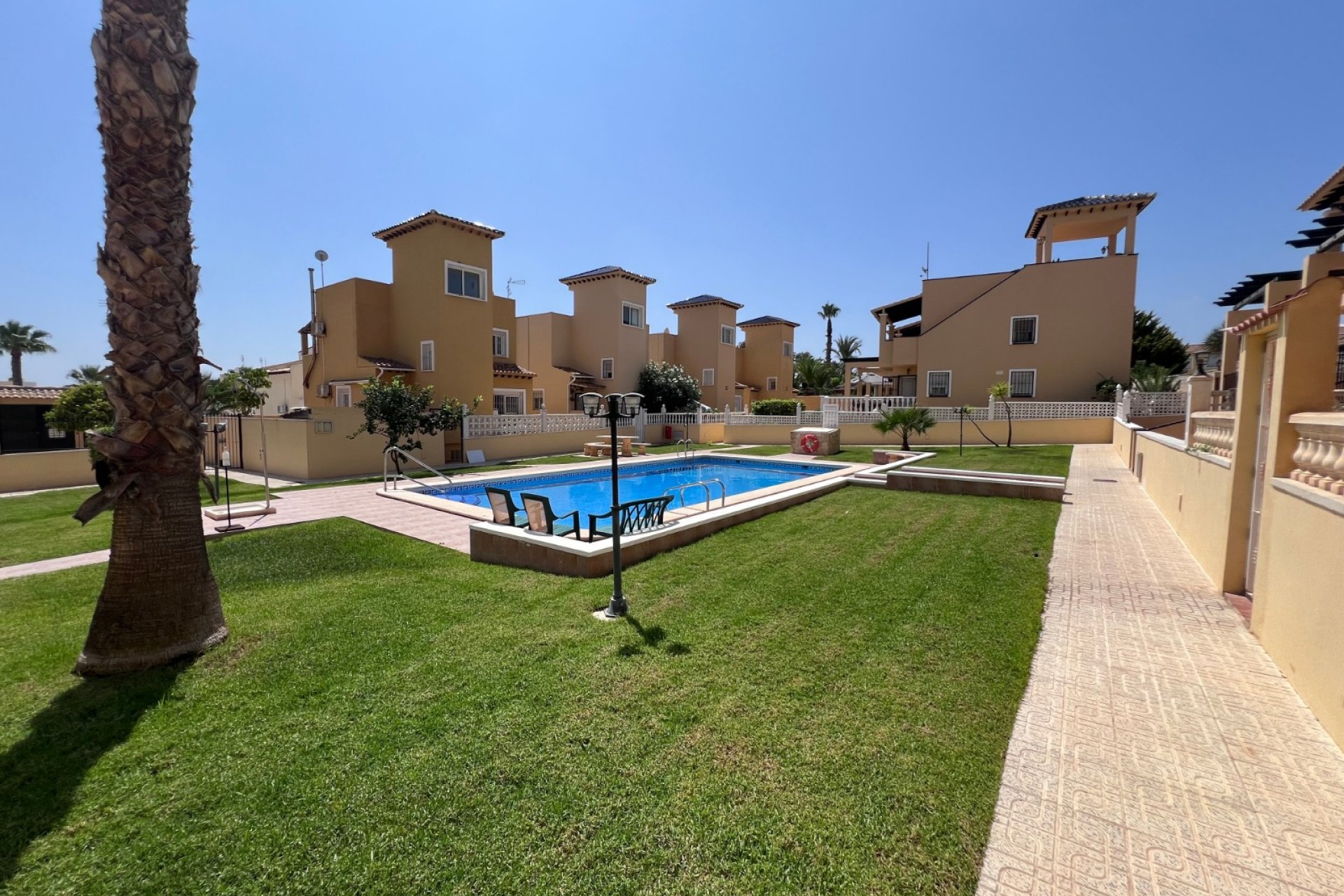 Bestaande bouw - detached house -
Orihuela - Villamartin