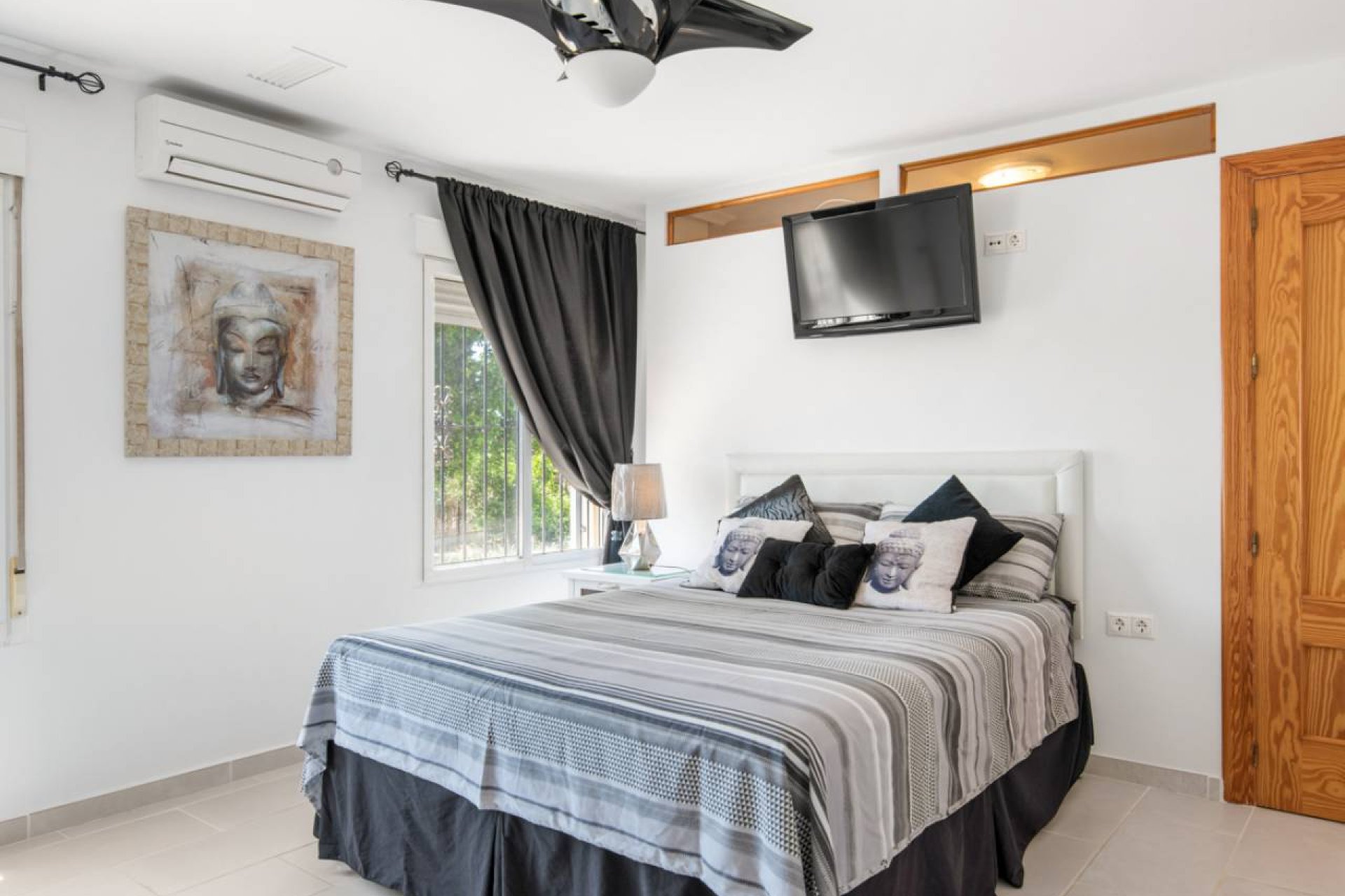Bestaande bouw - Finca -
Catral