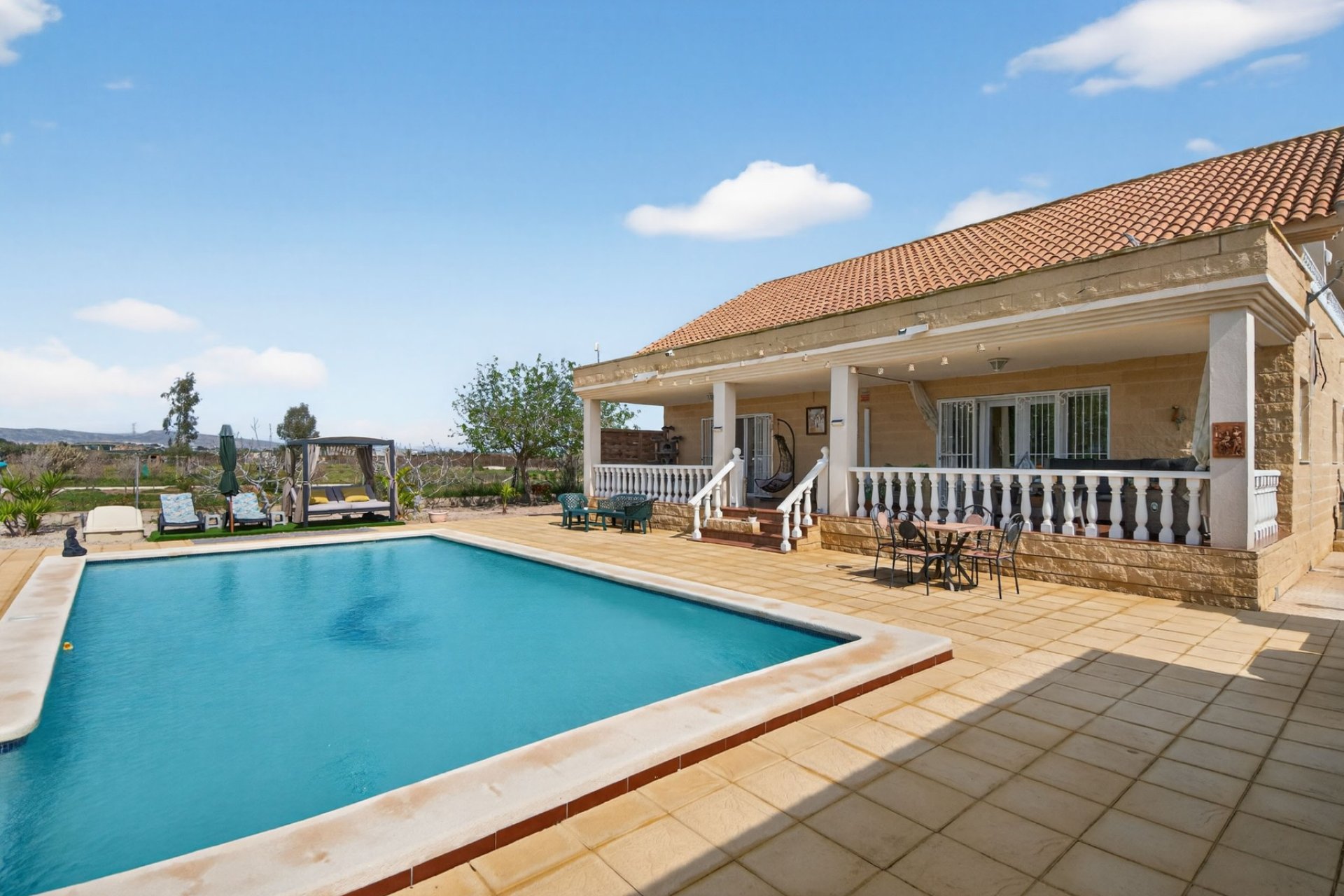 Bestaande bouw - Finca -
Crevillente