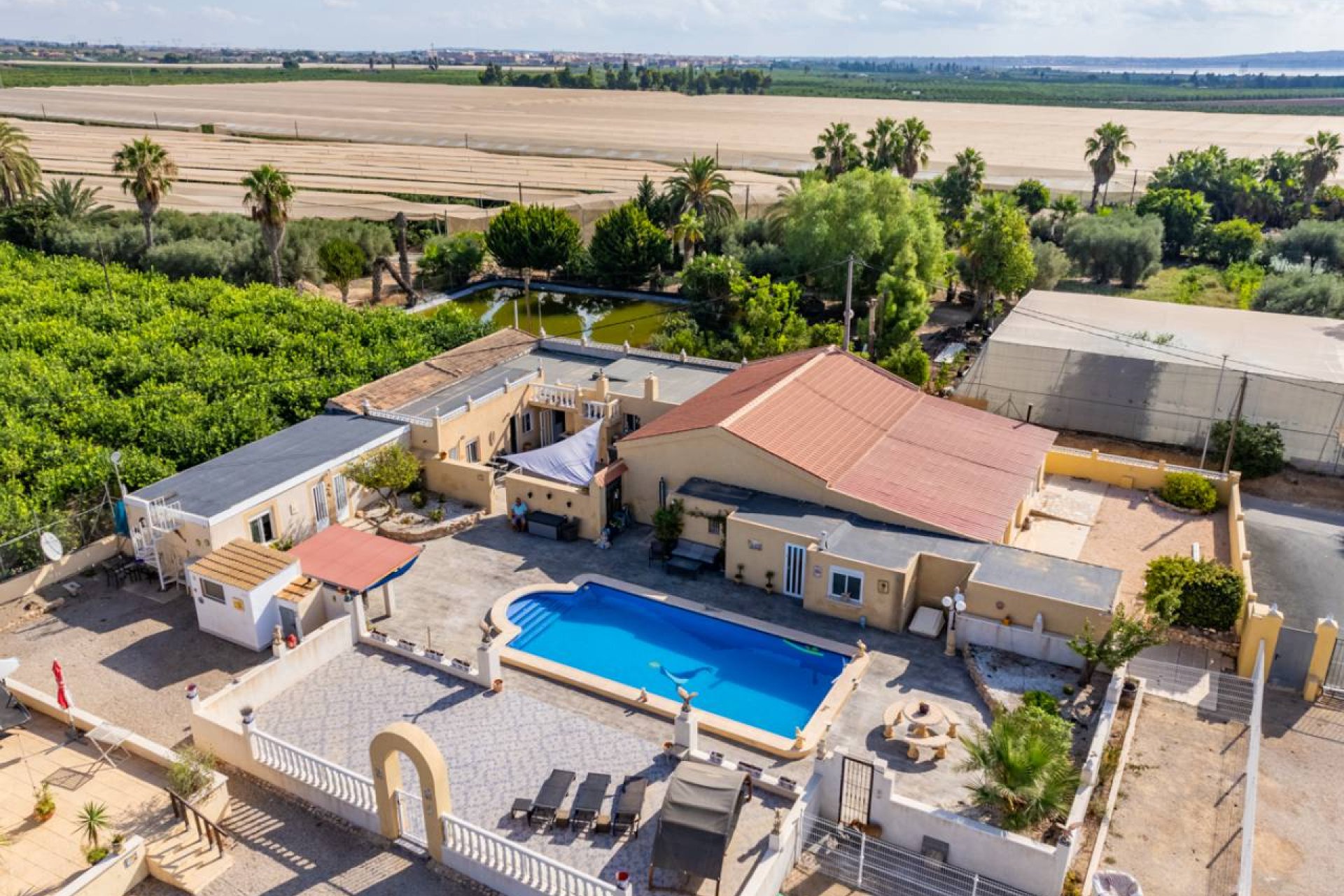 Bestaande bouw - Finca -
Los Montesinos