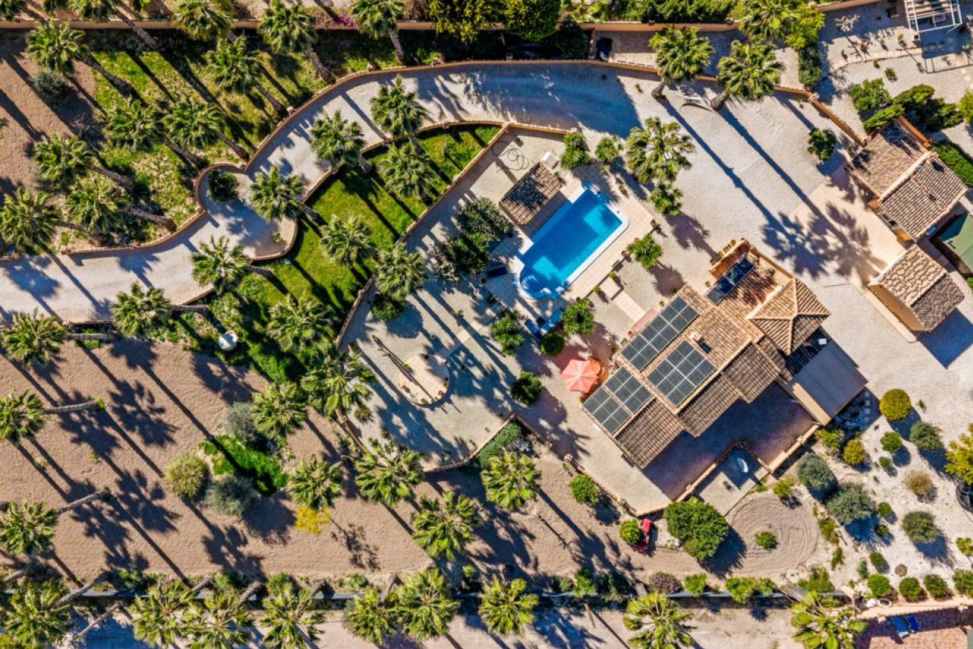 Bestaande bouw - Finca -
Rafal